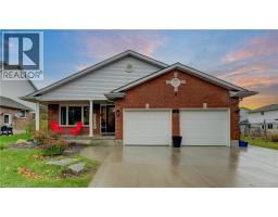 1 EDGEWOOD Court, Wellesley, Ontario