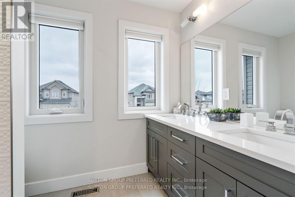 2058 Wateroak Drive, London North, Ontario  N6G 0P9 - Photo 28 - X12671098