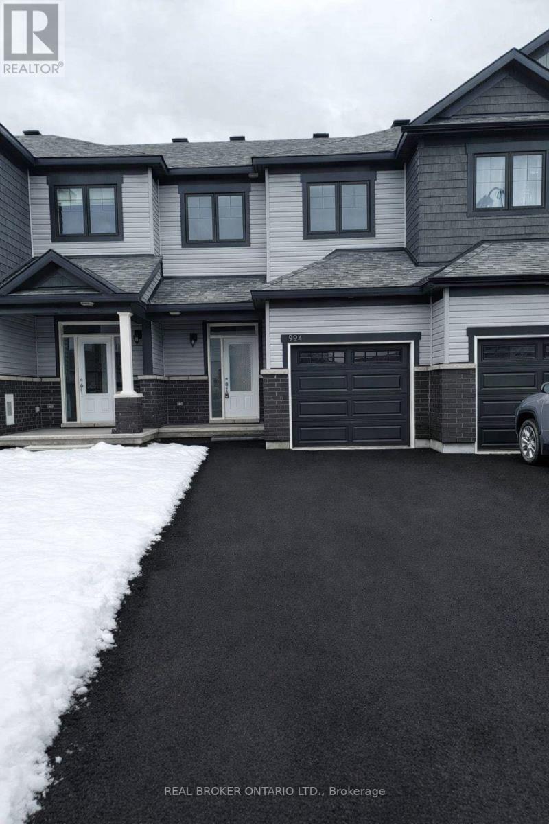 944 SOCCA CRESCENT, Ottawa, Ontario