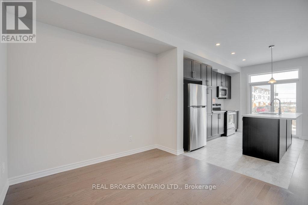 944 Socca Crescent, Ottawa, Ontario  K4A 5M1 - Photo 6 - X12671004