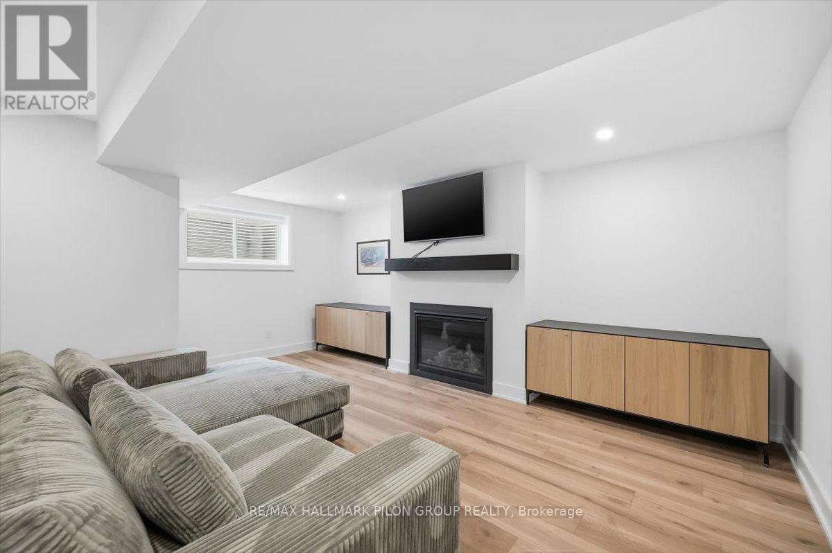 296 Cornice Street, Ottawa, Ontario  K1W 0R4 - Photo 18 - X12671062