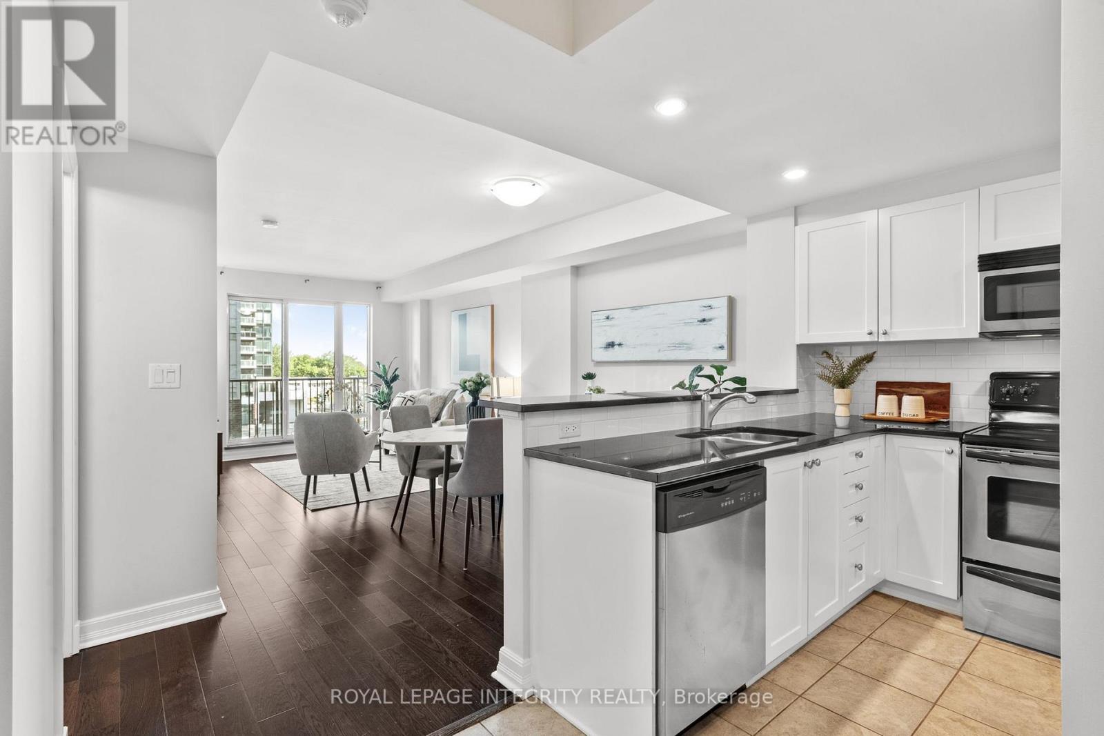 309 - 200 Besserer Street N, Ottawa, Ontario  K1N 0A7 - Photo 9 - X12671092