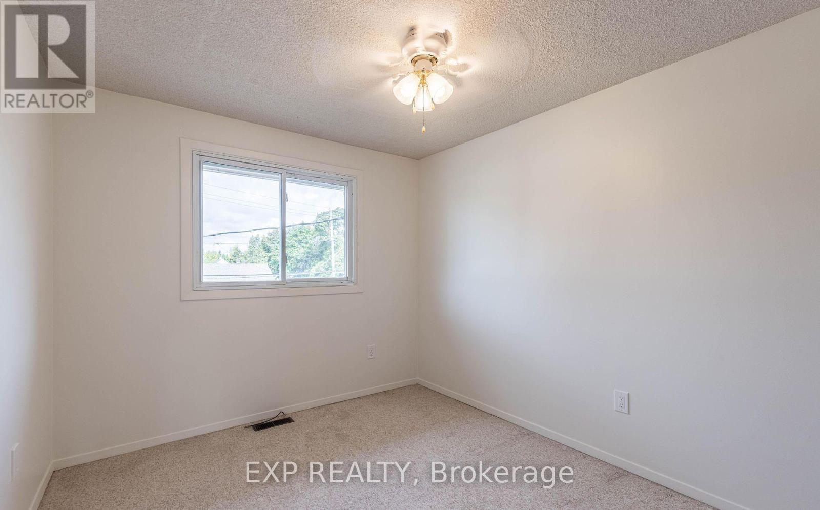 310 1/2 Linwell Road, St. Catharines, Ontario  L2N 1T3 - Photo 17 - X12670992