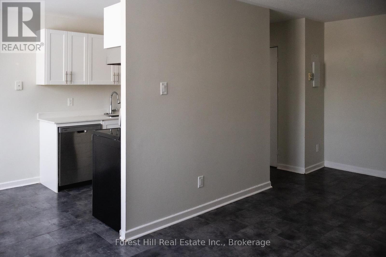 203 - 176 Eighth Street, Collingwood, Ontario  L9Y 2C8 - Photo 4 - S12671030