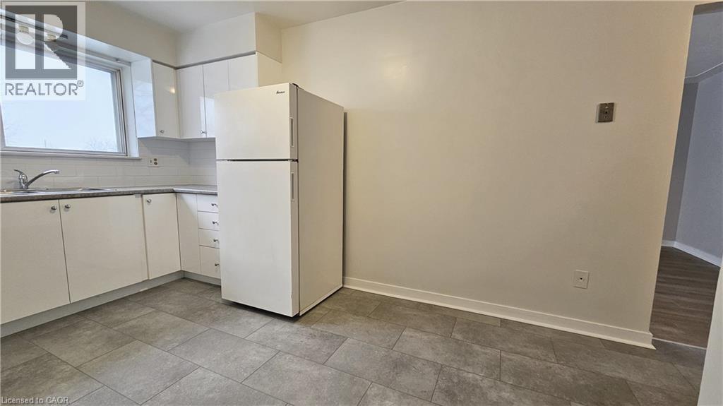 357 Connaught Street Unit# 10, Kitchener, Ontario N2C 1B9 - Photo 4 - 40795819