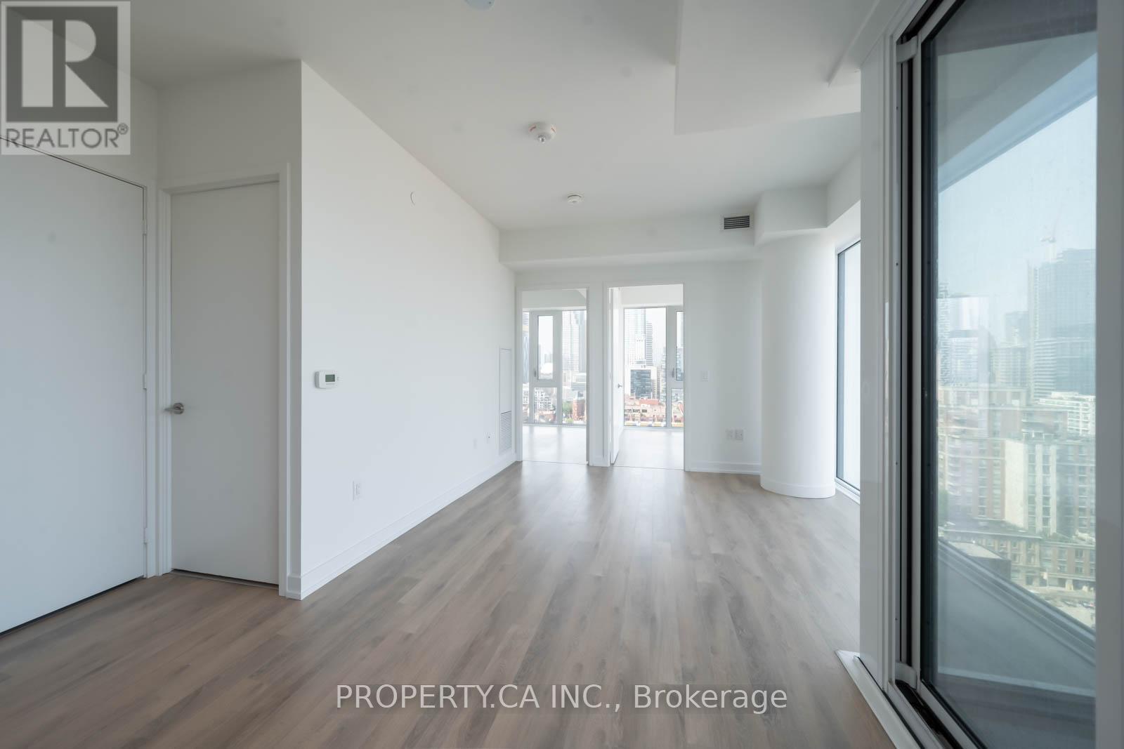 1905 - 158 Front Street E, Toronto, Ontario  M5A 0K9 - Photo 10 - C12665366