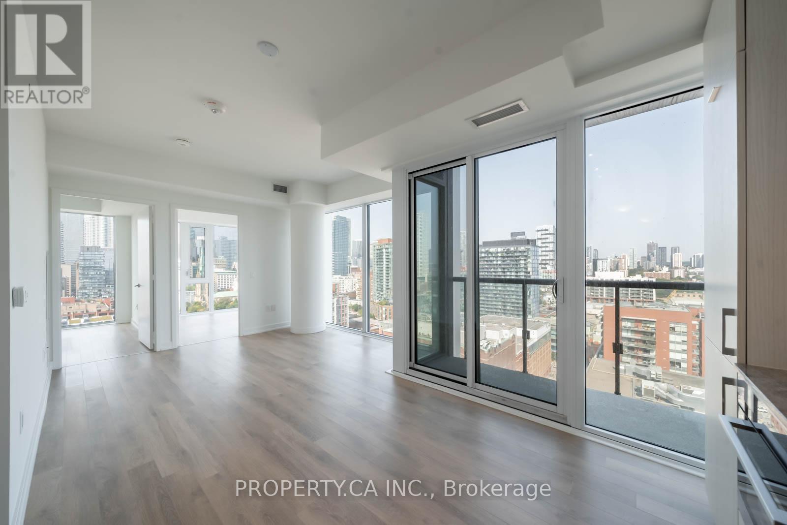 1905 - 158 Front Street E, Toronto, Ontario  M5A 0K9 - Photo 1 - C12665366