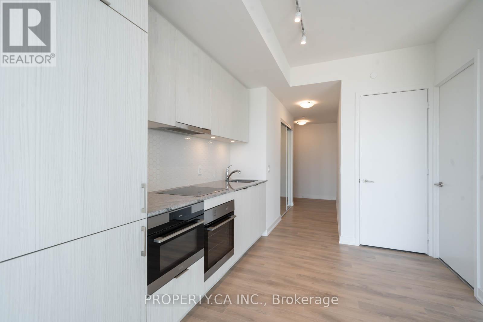 1905 - 158 Front Street E, Toronto, Ontario  M5A 0K9 - Photo 17 - C12665366
