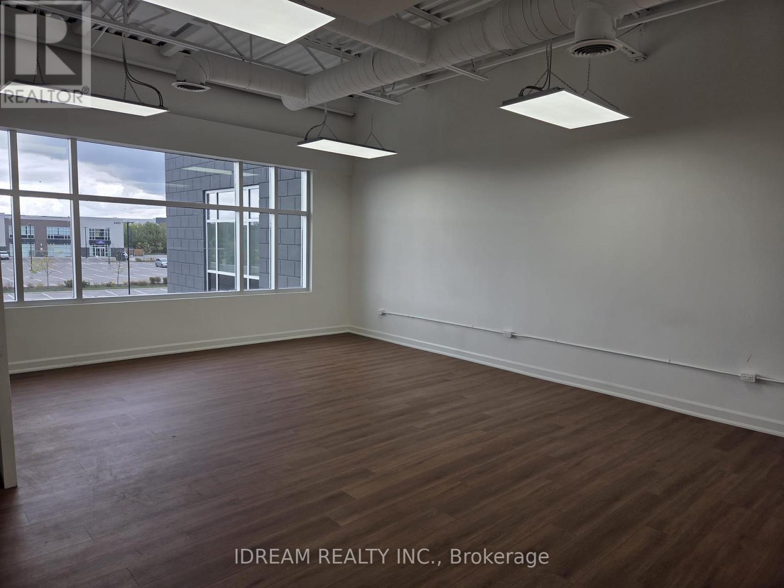 214 - 3495 Rebecca Street, Oakville, Ontario  L6L 0H5 - Photo 4 - W12521766