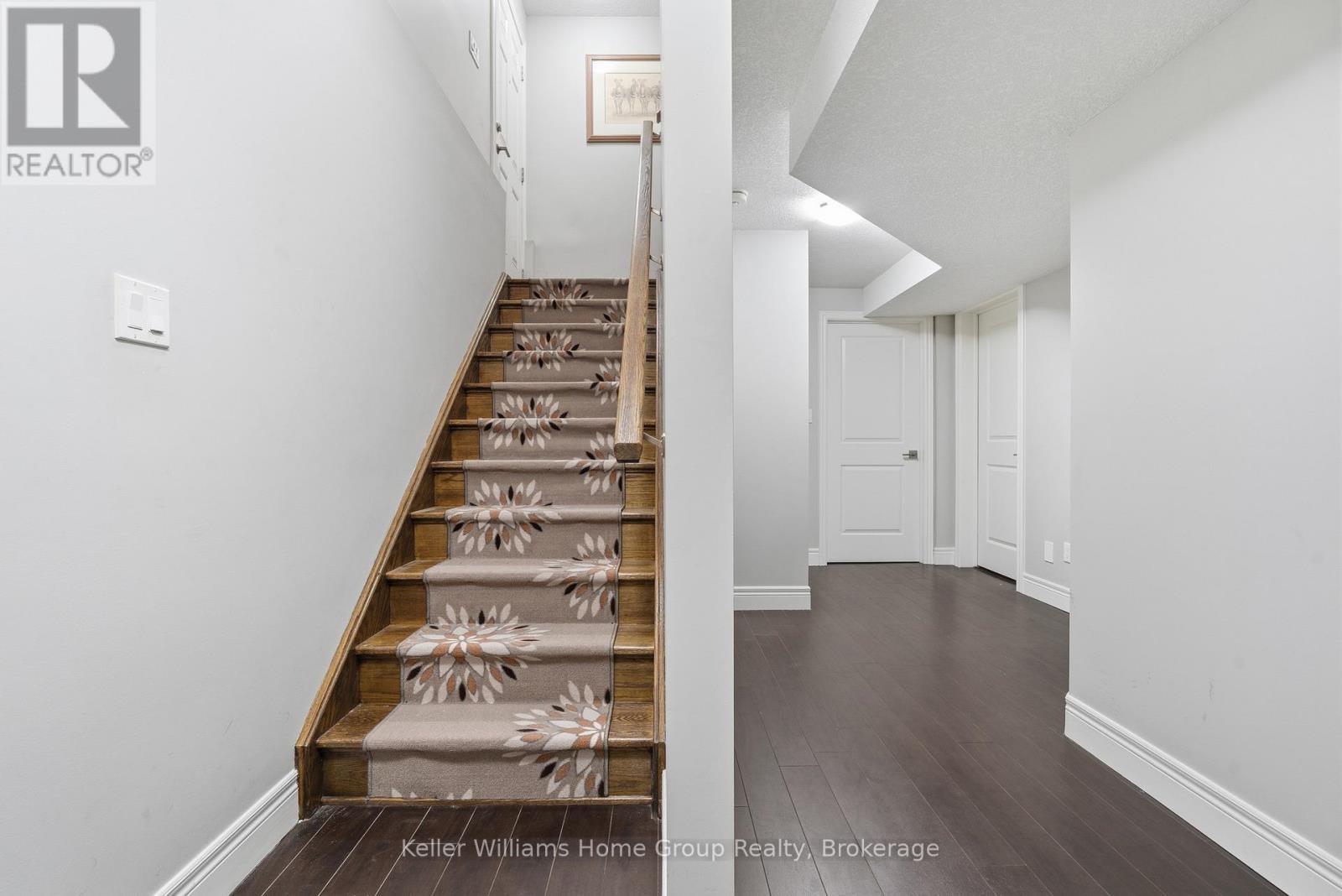 Lower - 115 Dallan Drive, Guelph (Pineridge/westminster Woods), Ontario  N1L 0N3 - Photo 4 - X12666336