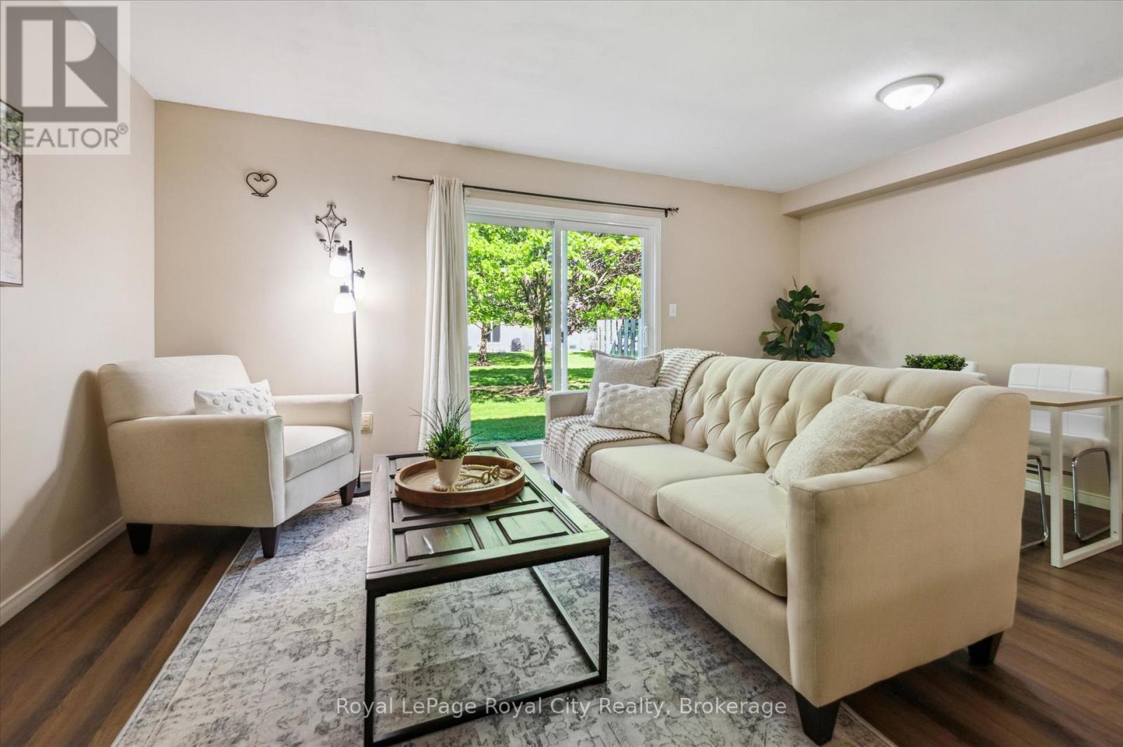 69 Roehampton Crescent, Guelph (Pineridge/westminster Woods), Ontario  N1L 1M8 - Photo 24 - X12671066