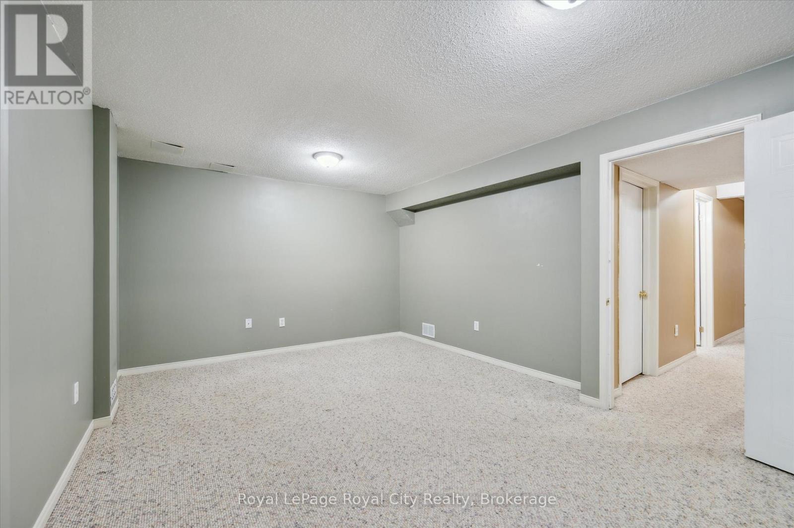 69 Roehampton Crescent, Guelph (Pineridge/westminster Woods), Ontario  N1L 1M8 - Photo 38 - X12671066