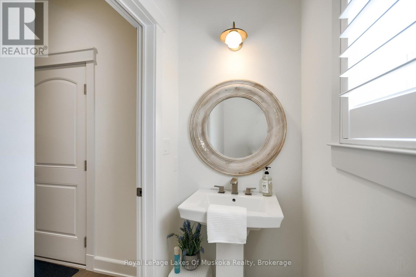 75 Selkirk Drive, Huntsville, Ontario  P1H 0C6 - Photo 30 - X12671074