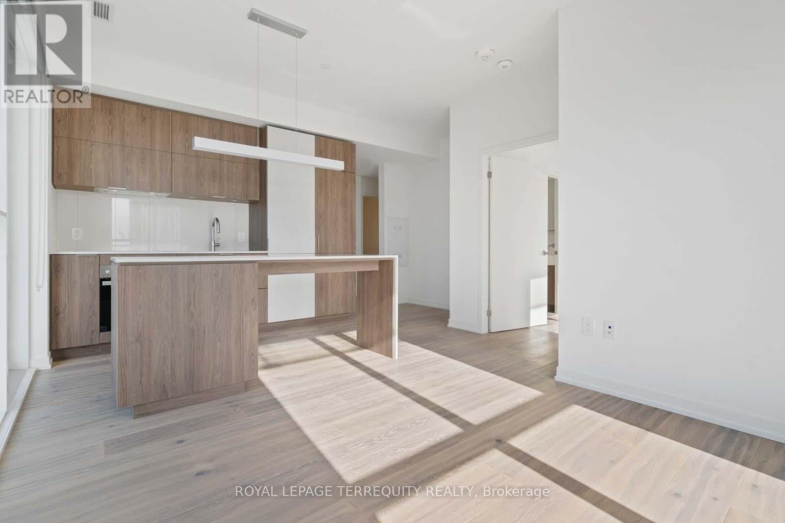 1005 - 15 Lower Jarvis Street, Toronto, Ontario  M5E 0C4 - Photo 2 - C12671028