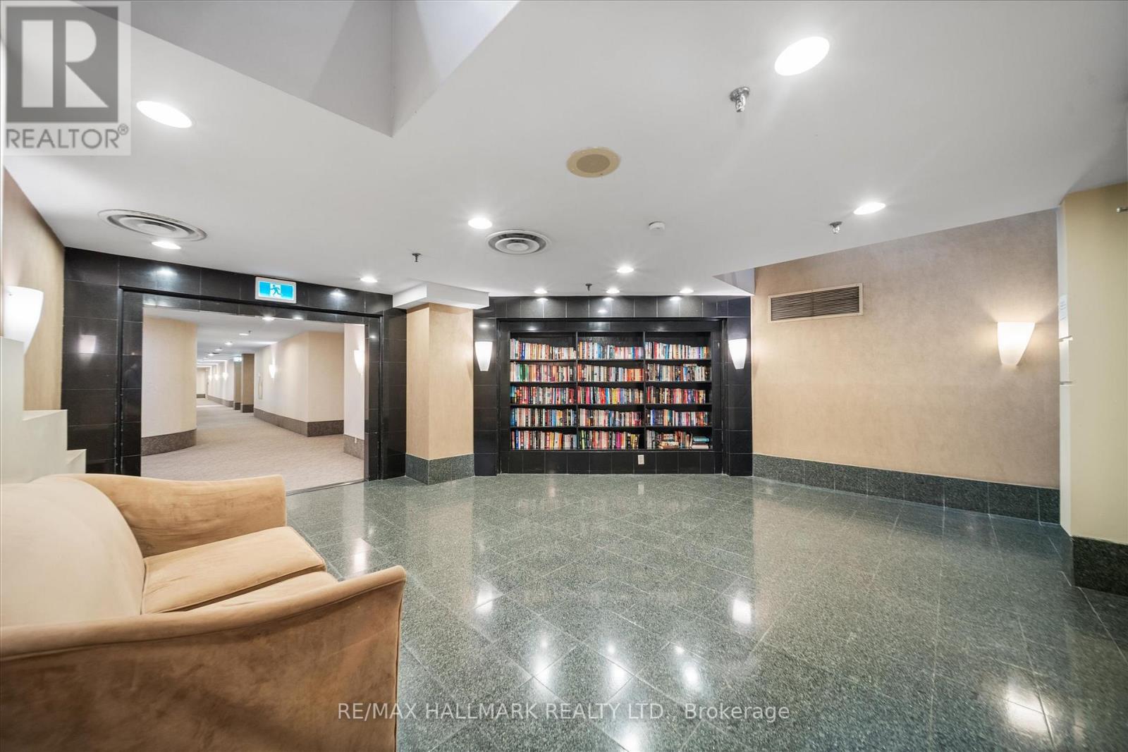 703 - 717 Bay Street, Toronto, Ontario  M5G 2J9 - Photo 30 - C12671046