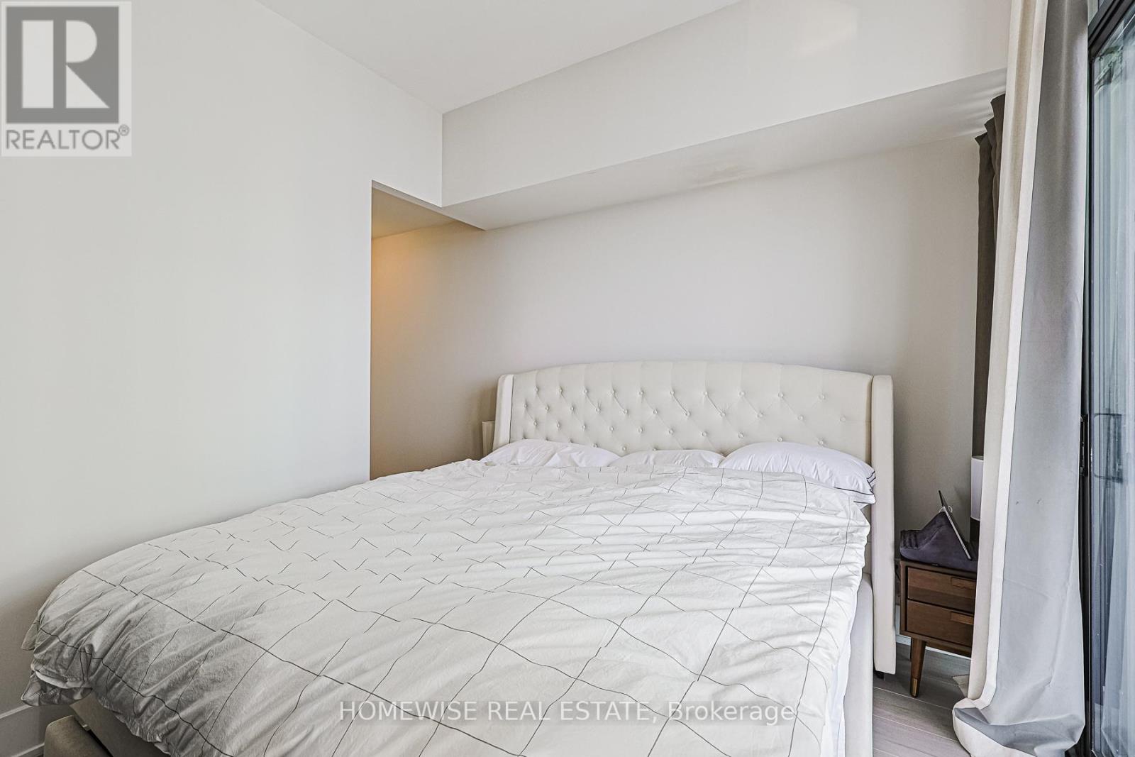 4203 - 33 Charles Street E, Toronto, Ontario  M4Y 0A2 - Photo 39 - C12671052