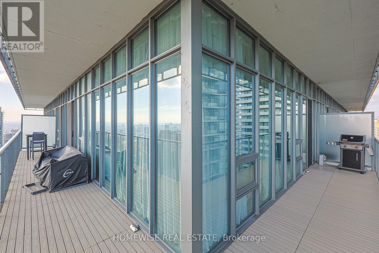 4203 - 33 Charles Street E, Toronto, Ontario  M4Y 0A2 - Photo 45 - C12671052