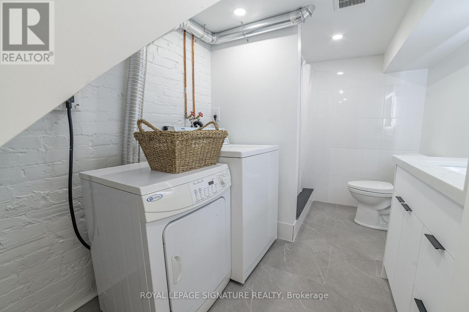 Bsmt - 103 Gloucester Street, Toronto, Ontario  M4Y 1M2 - Photo 13 - C12671094