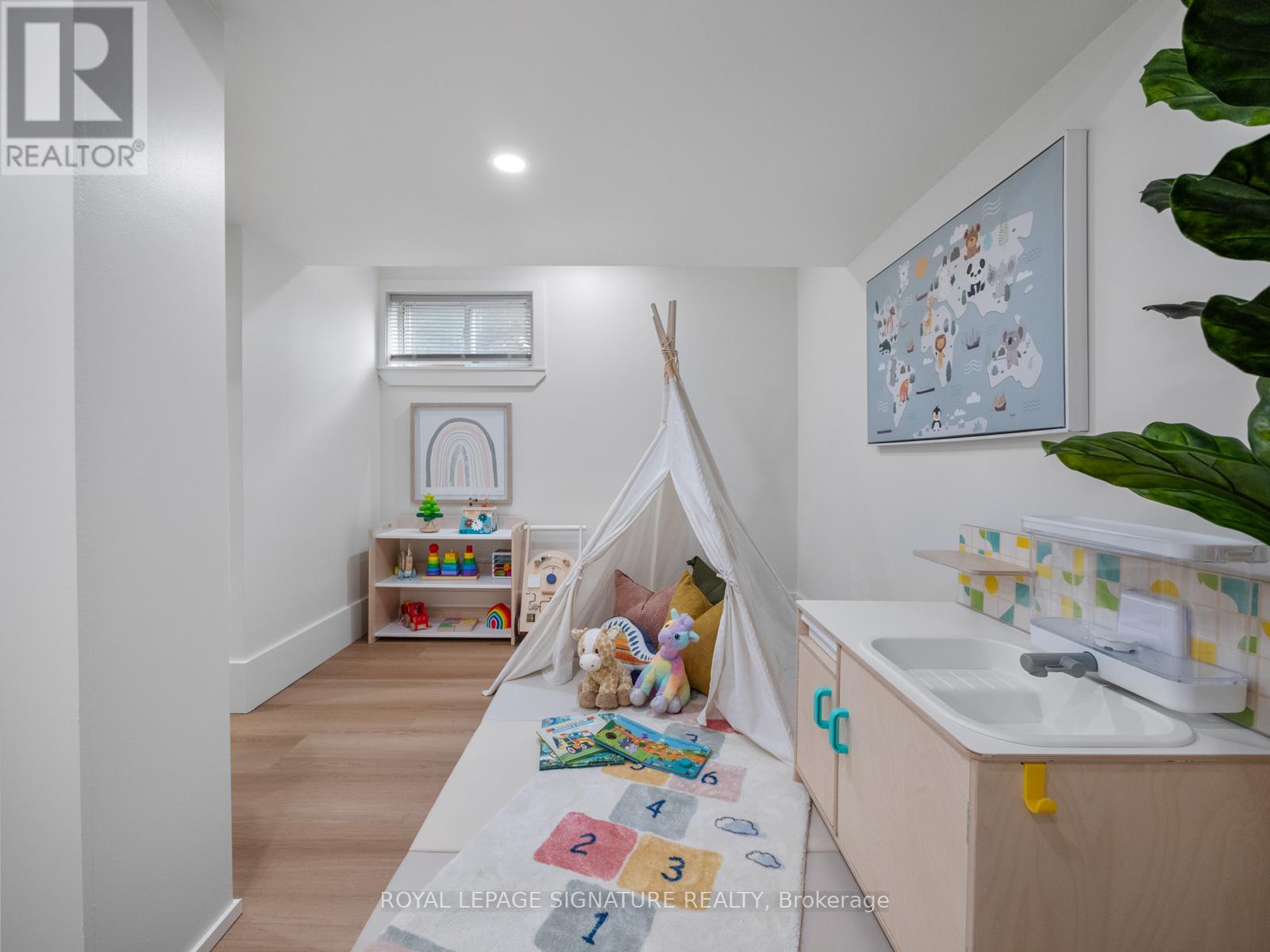 151 Eastwood Avenue, Toronto, Ontario  M1N 3H5 - Photo 35 - E12671108