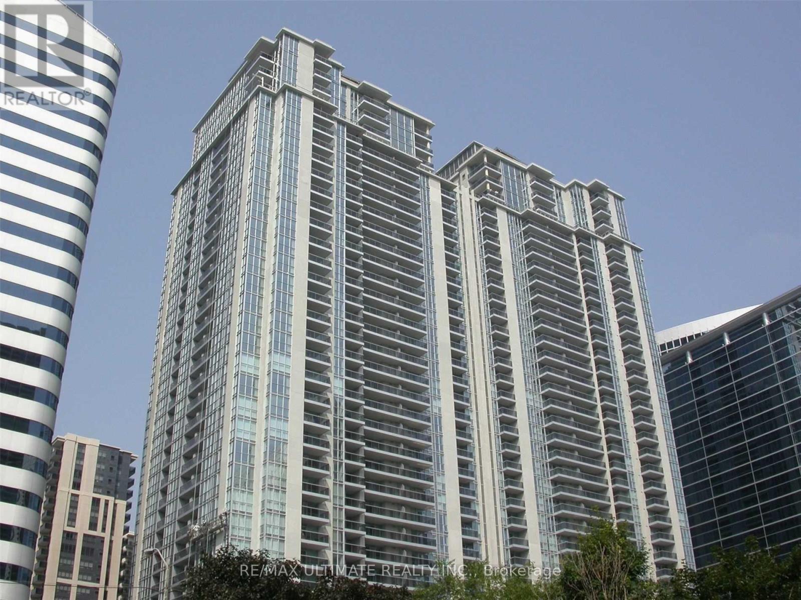 <div class="slider-price">$2,500 Monthly</div><p>816 - 4978 Yonge Street, Toronto, Ontario</p>