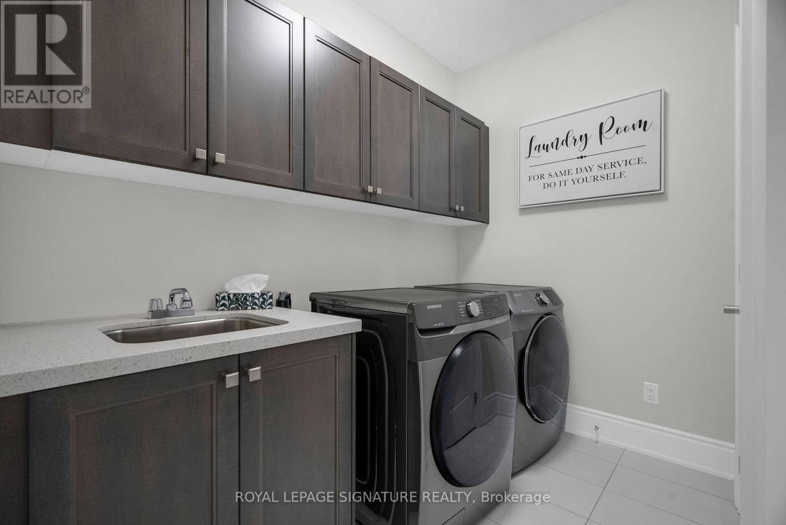 55 Glensteeple Trail, Aurora, Ontario  L4G 3T1 - Photo 37 - N12671044