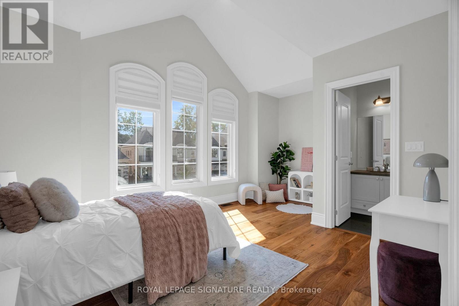 55 Glensteeple Trail, Aurora, Ontario  L4G 3T1 - Photo 38 - N12671044