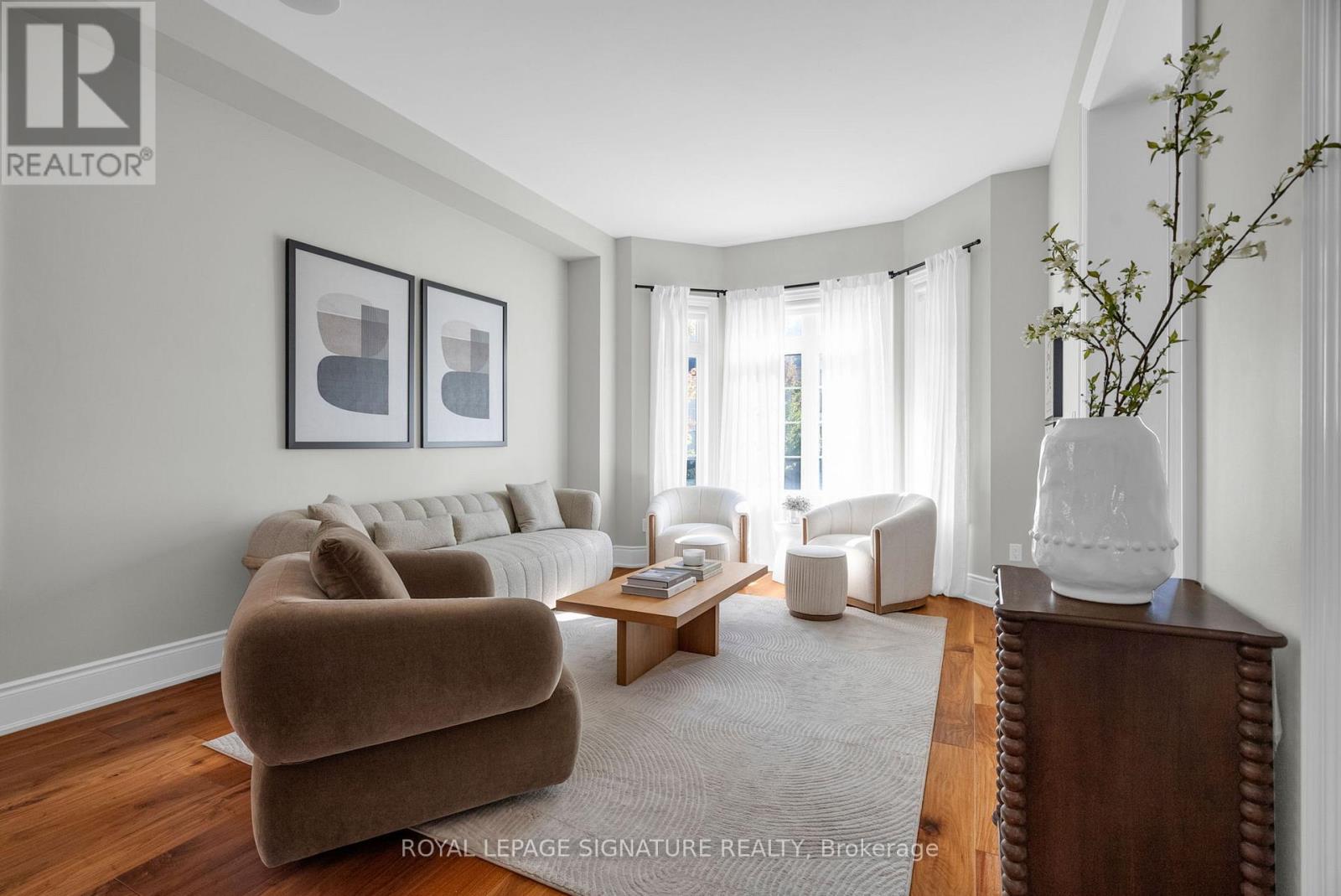 55 Glensteeple Trail, Aurora, Ontario  L4G 3T1 - Photo 6 - N12671044