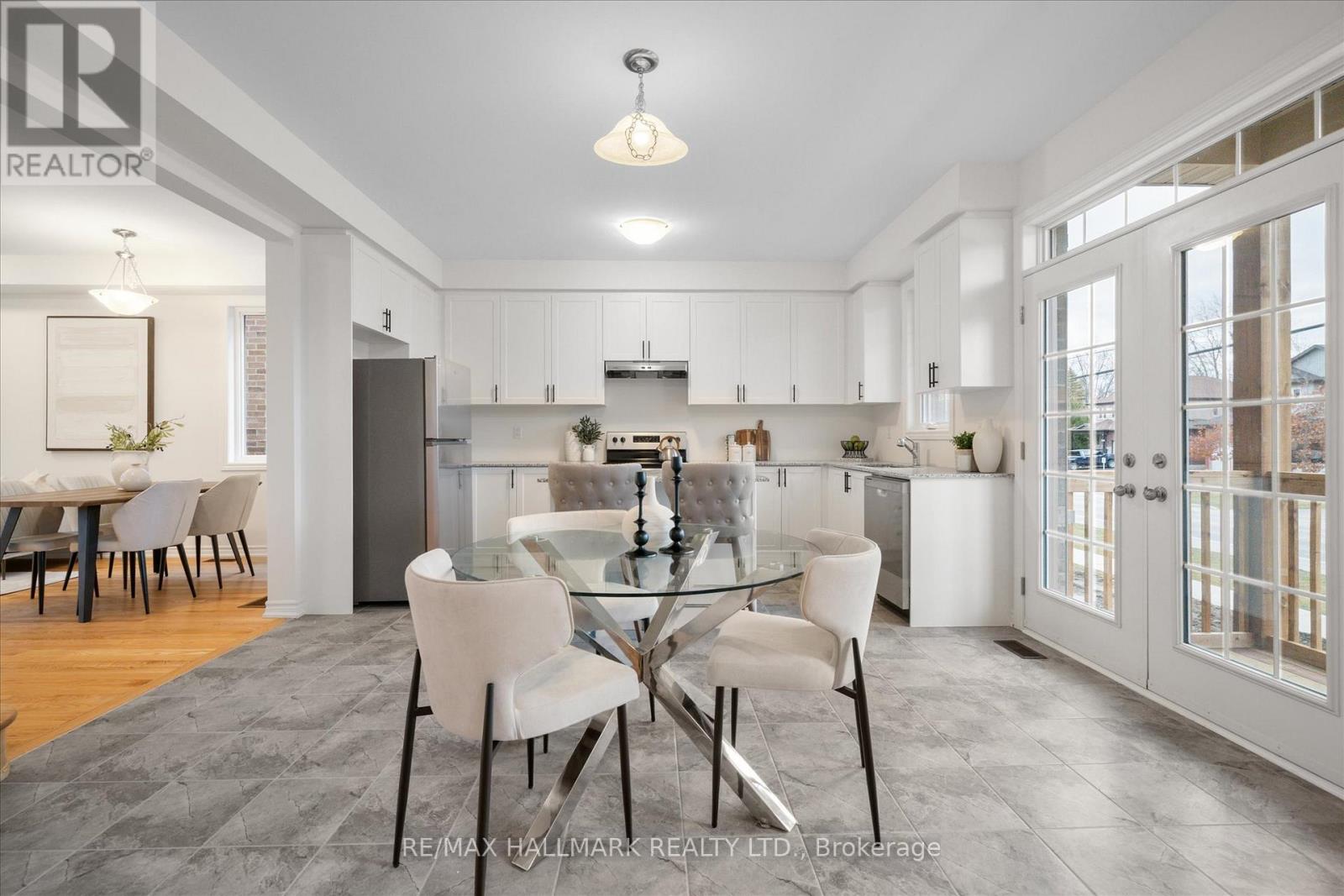 11 Tamblyn Trail, New Tecumseth, Ontario  L0G 1A0 - Photo 18 - N12671054