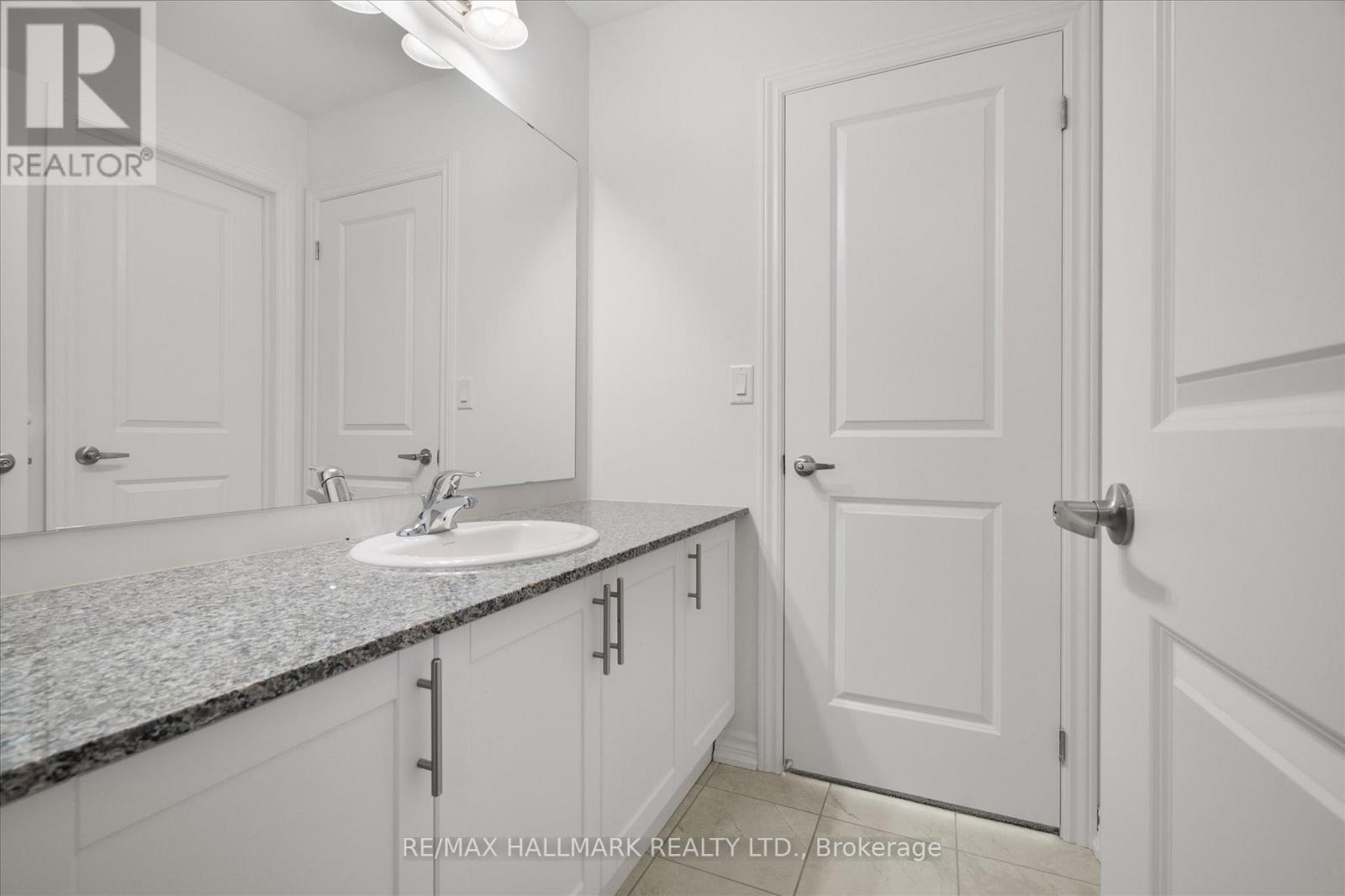 11 Tamblyn Trail, New Tecumseth, Ontario  L0G 1A0 - Photo 40 - N12671054