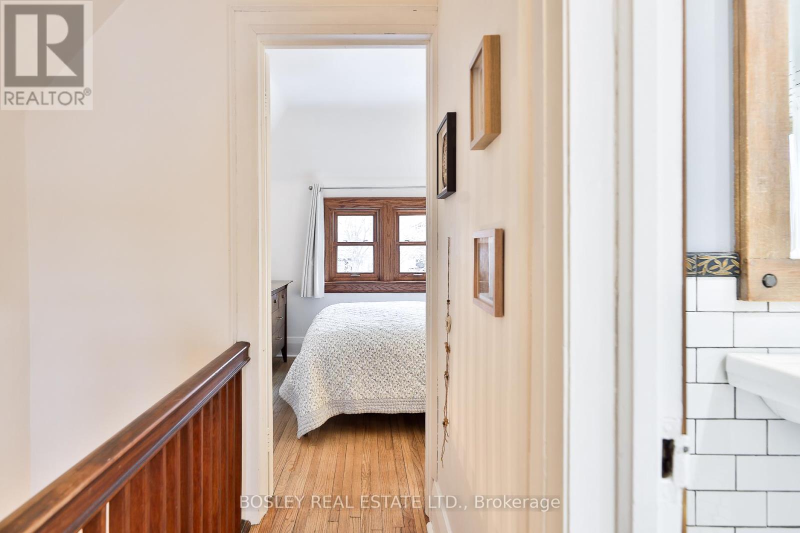 224 Rosethorn Avenue, Toronto, Ontario  M6M 3L1 - Photo 30 - W12670994