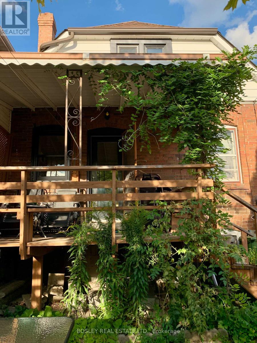 224 Rosethorn Avenue, Toronto, Ontario  M6M 3L1 - Photo 46 - W12670994