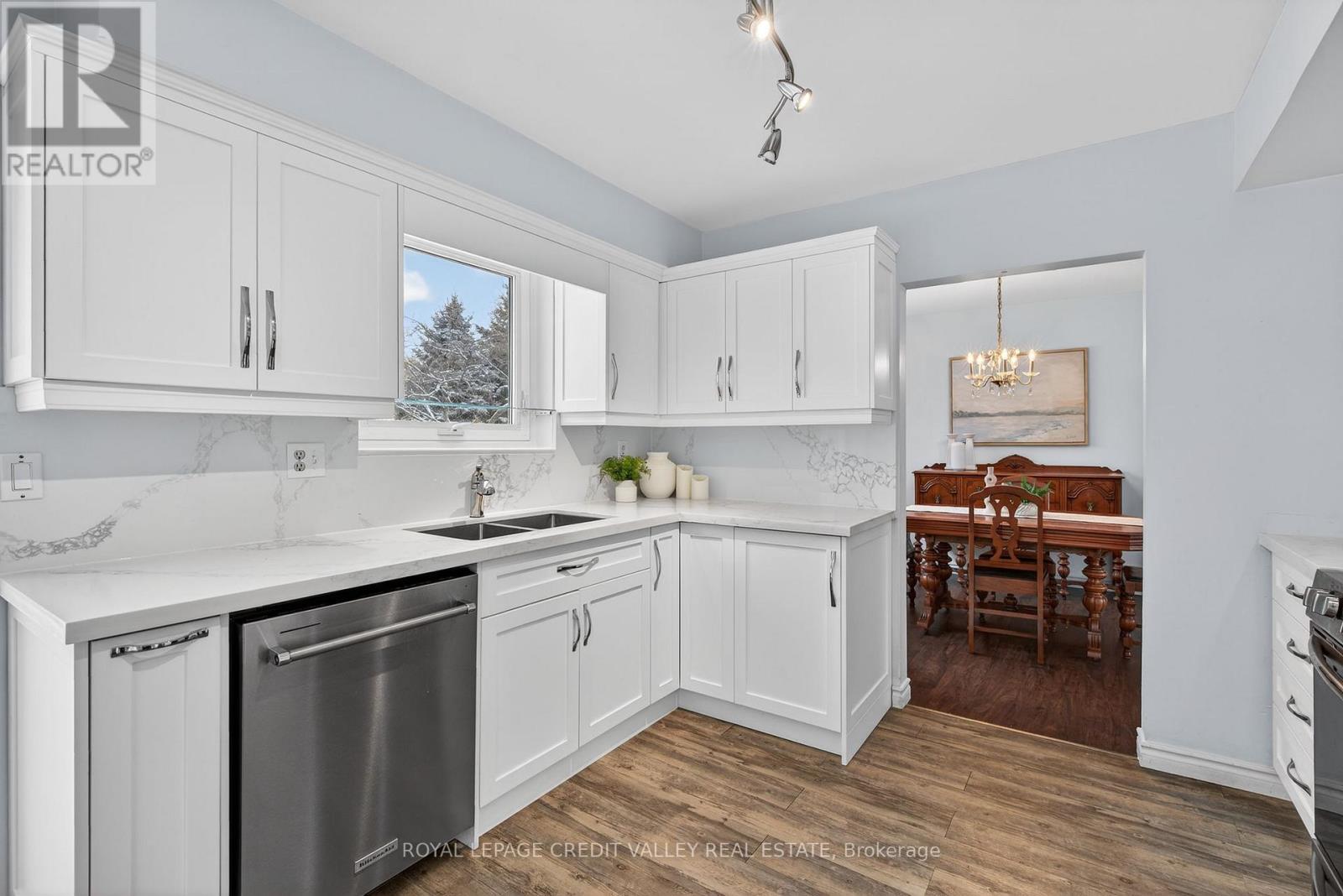 43 Benton Street, Brampton, Ontario  L6W 3B8 - Photo 15 - W12671078