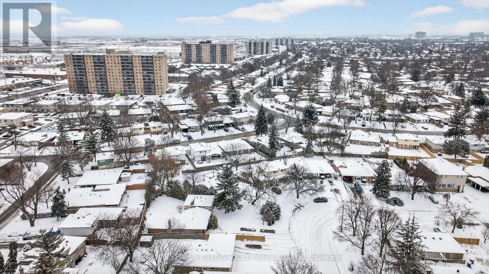 43 Benton Street, Brampton, Ontario  L6W 3B8 - Photo 44 - W12671078