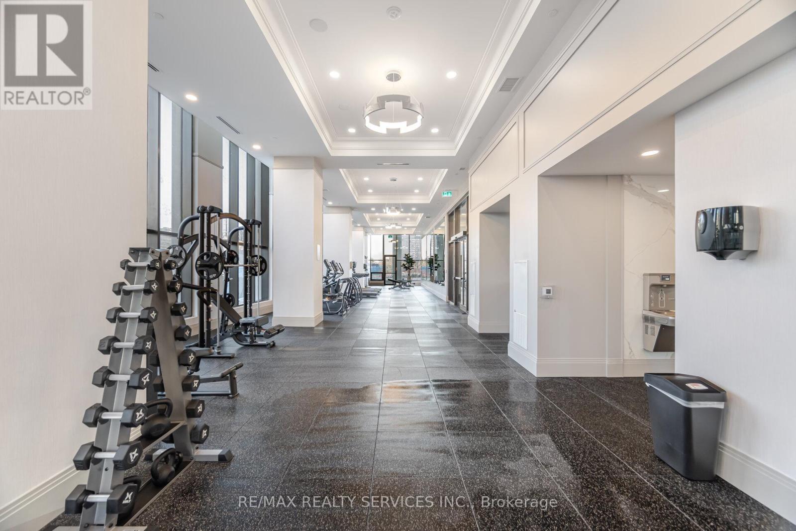 2401 - 30 Elm Drive, Mississauga, Ontario  L5B 0N6 - Photo 36 - W12671090