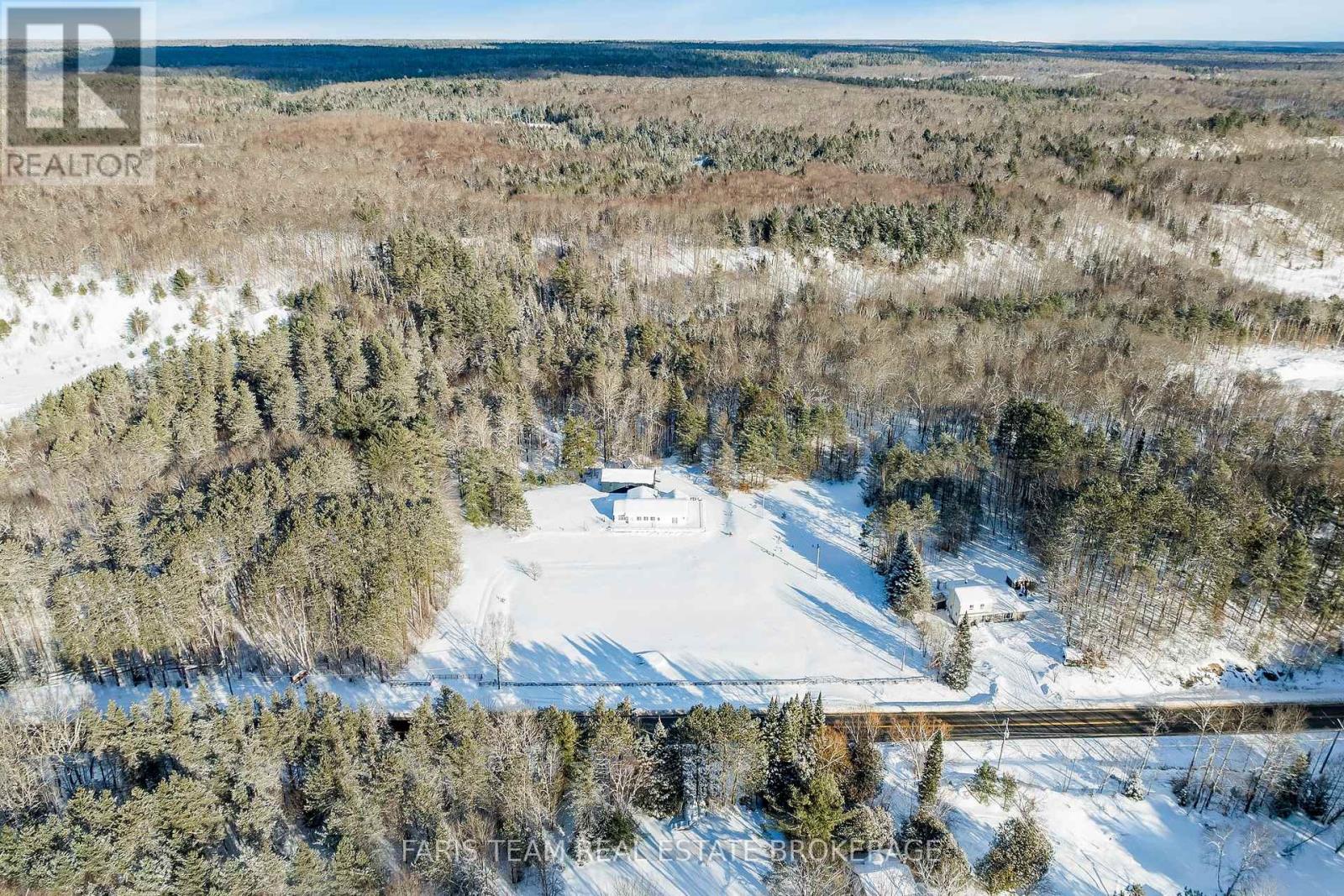 2180-2186 Highway 141, Muskoka Lakes, Ontario  P0B 1L0 - Photo 10 - X12671086