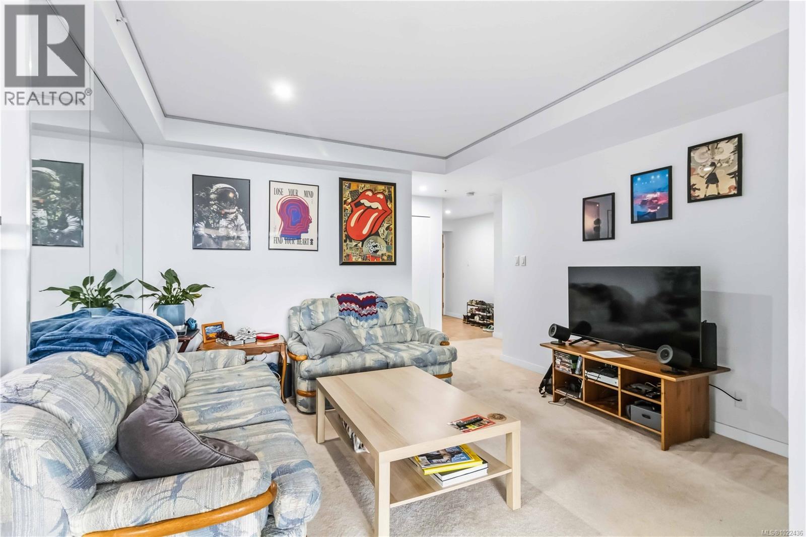 207 1020 View St, Victoria, British Columbia  V8V 4Y4 - Photo 6 - 1022436