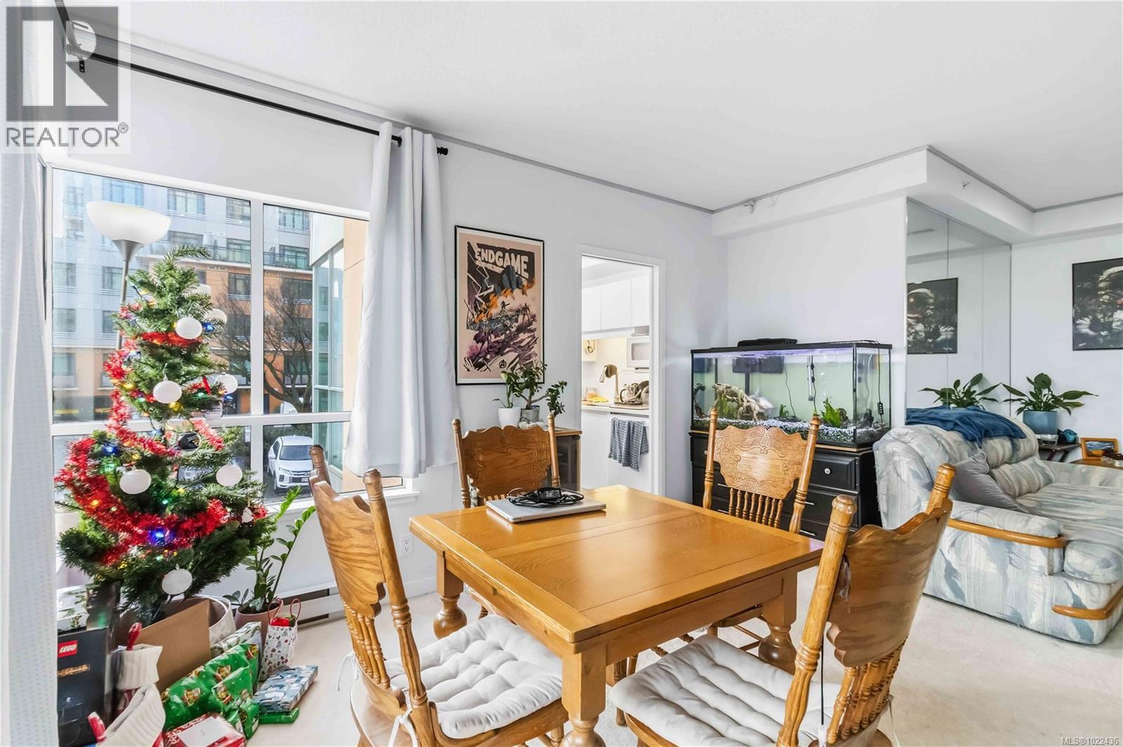 207 1020 View St, Victoria, British Columbia  V8V 4Y4 - Photo 8 - 1022436