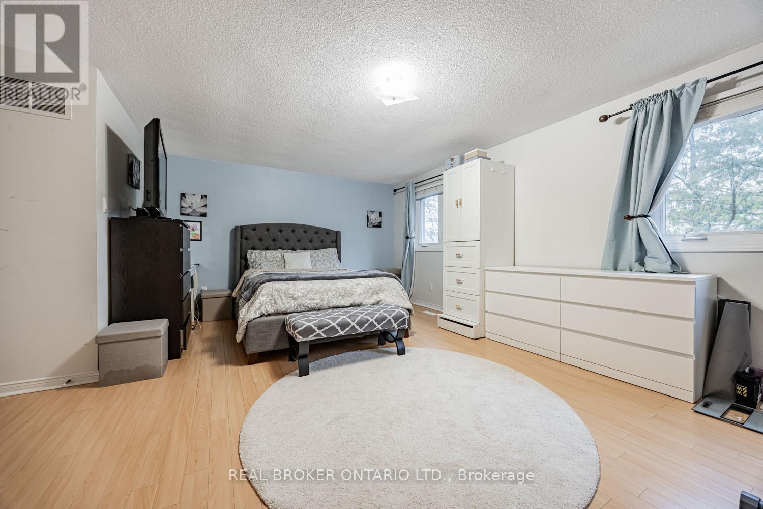 109 Robert Hicks Drive, Toronto, Ontario  M2R 3R2 - Photo 19 - C12665812