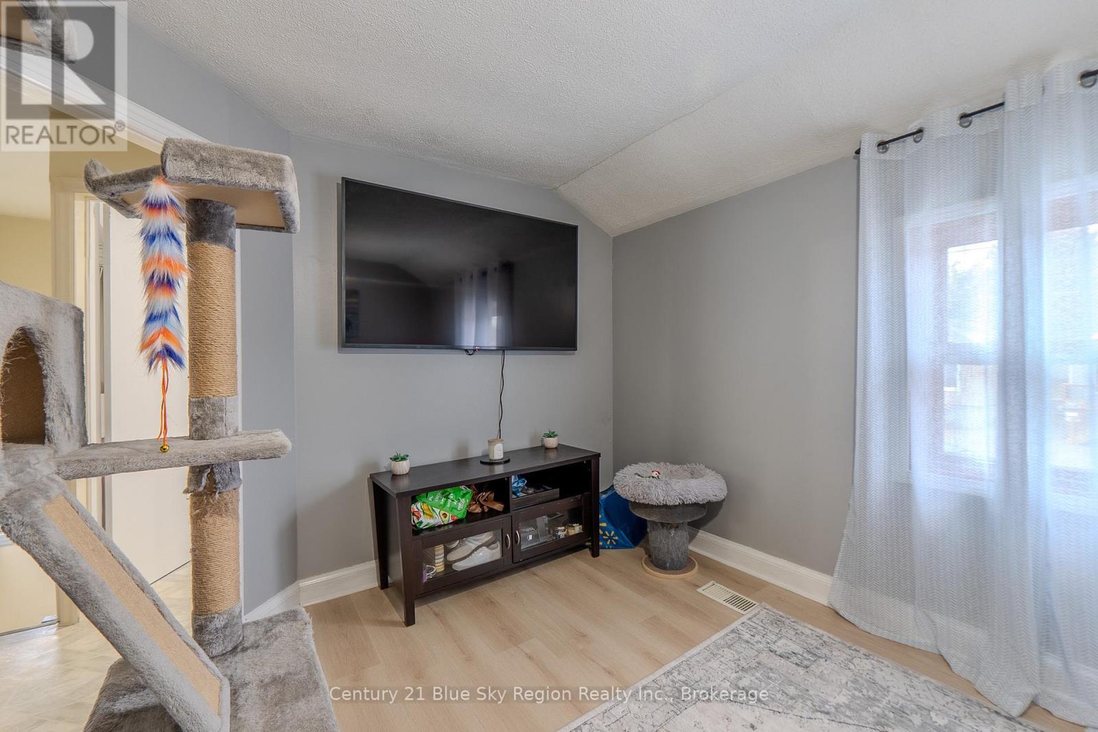 242 Princess Street E, North Bay, Ontario  P1B 1P9 - Photo 38 - X12671172