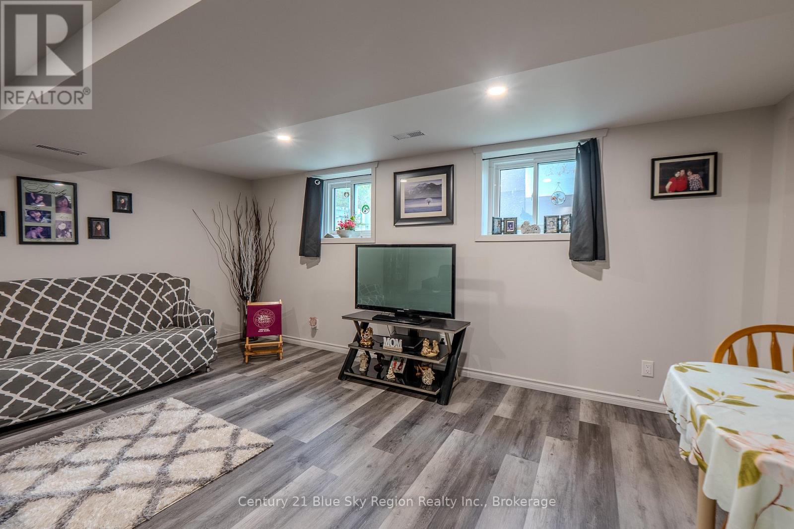 242 Princess Street E, North Bay, Ontario  P1B 1P9 - Photo 5 - X12671178