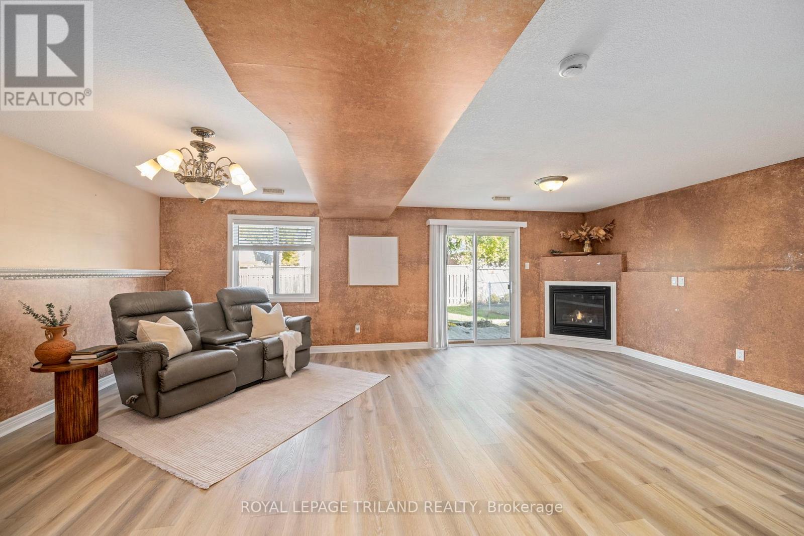 57 Axford Parkway, St. Thomas, Ontario  N5R 6E7 - Photo 1 - X12514052