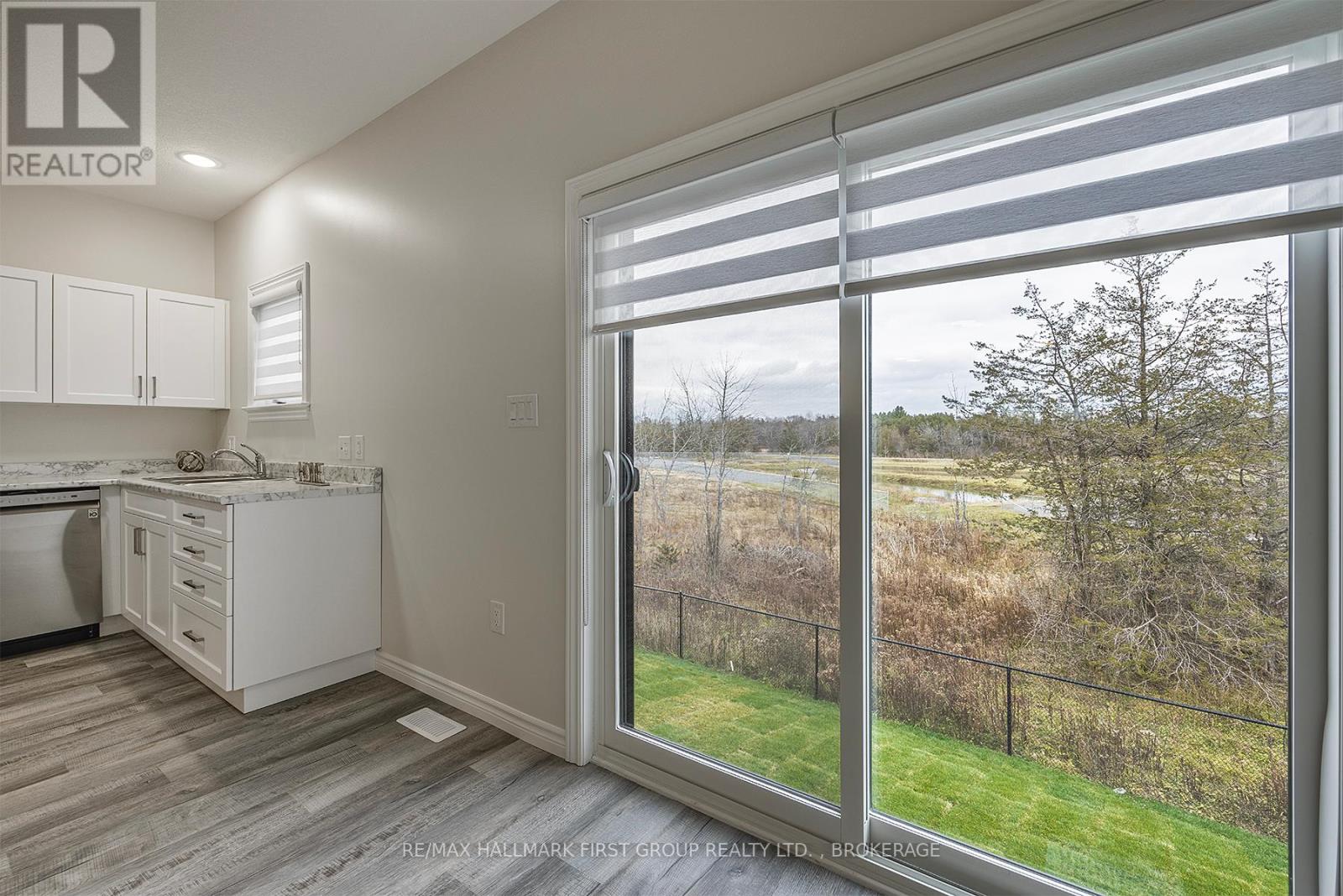 201 Creighton Drive, Loyalist, Ontario  K0H 2H0 - Photo 7 - X12657210