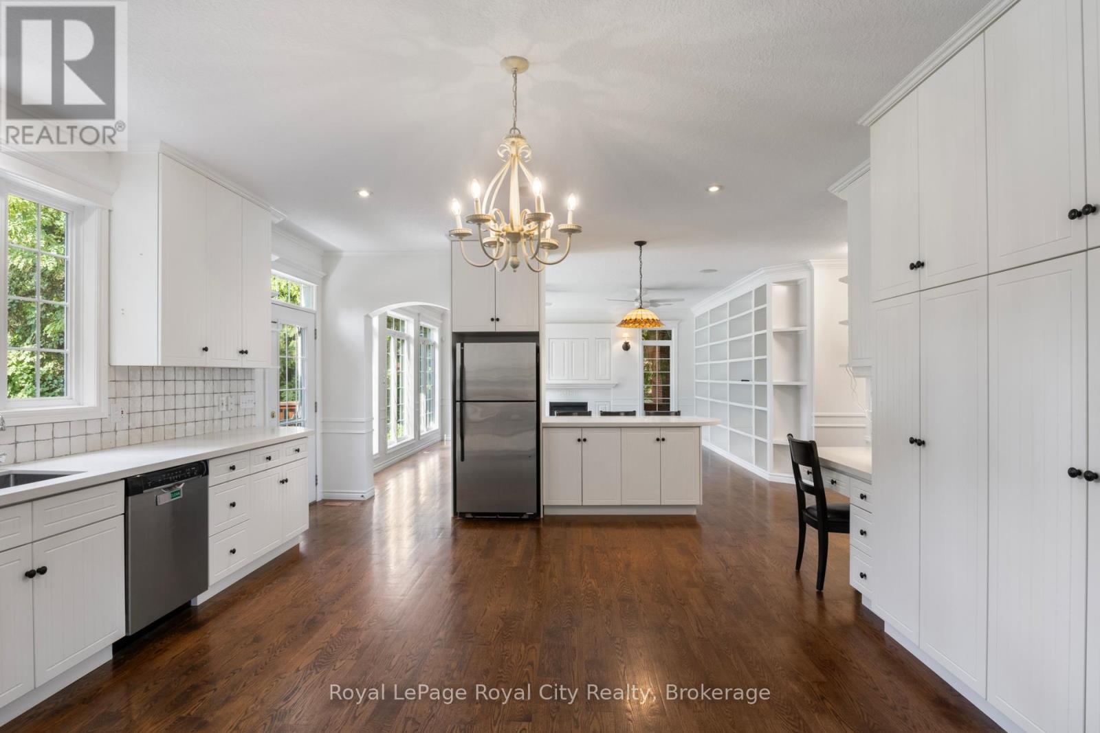 168 Palmer Street, Guelph, Ontario  N1E 2R6 - Photo 8 - X12671120