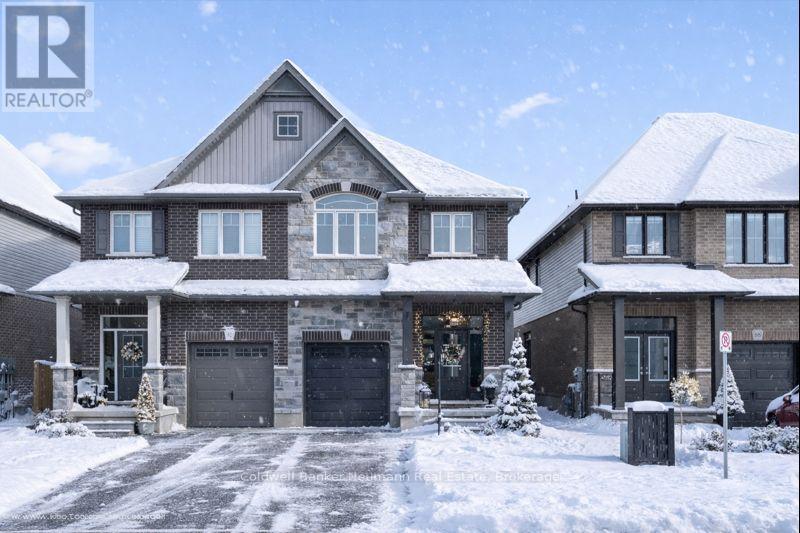 84 CUTTING DRIVE, Centre Wellington, Ontario