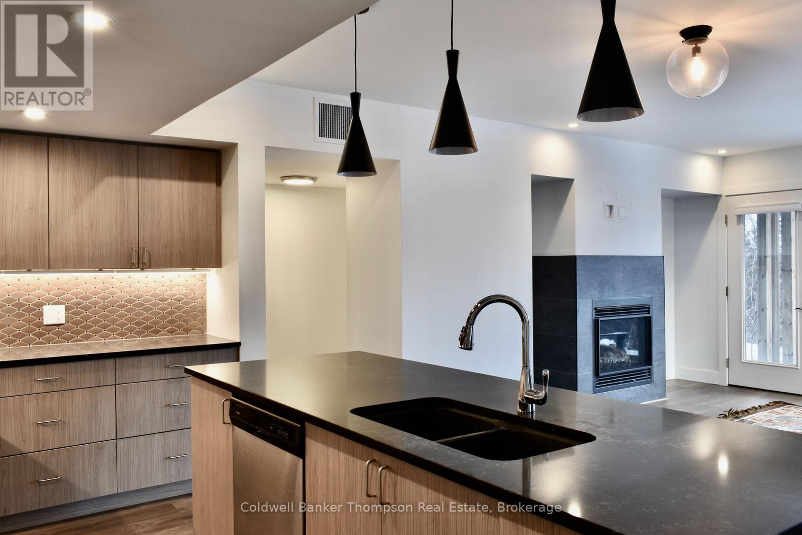 3-103 Tree Tops Lane, Huntsville, Ontario  P1H 0B8 - Photo 5 - X12671186