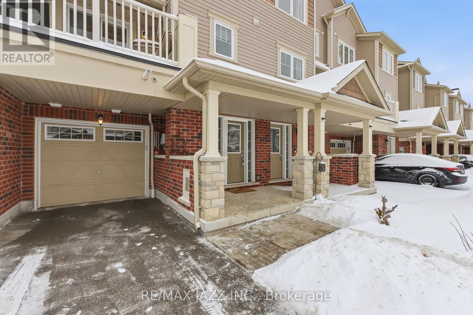 31 Great Gabe Crescent, Oshawa, Ontario  L1L 0G6 - Photo 5 - E12671274