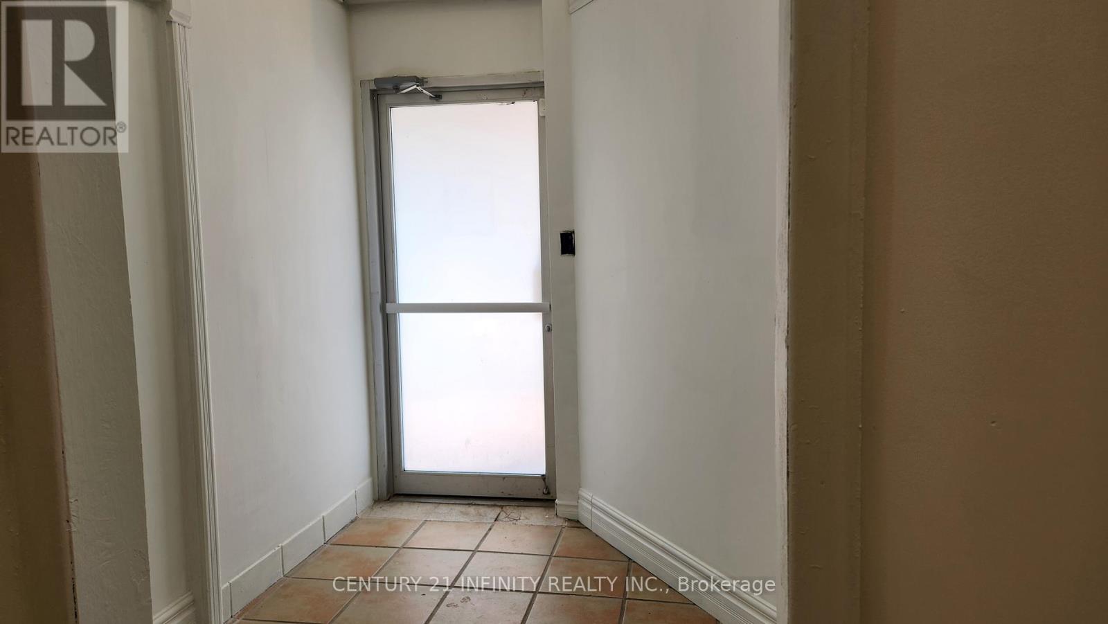 142 Simcoe Street S, Oshawa, Ontario  L1H 4G9 - Photo 3 - E12671368