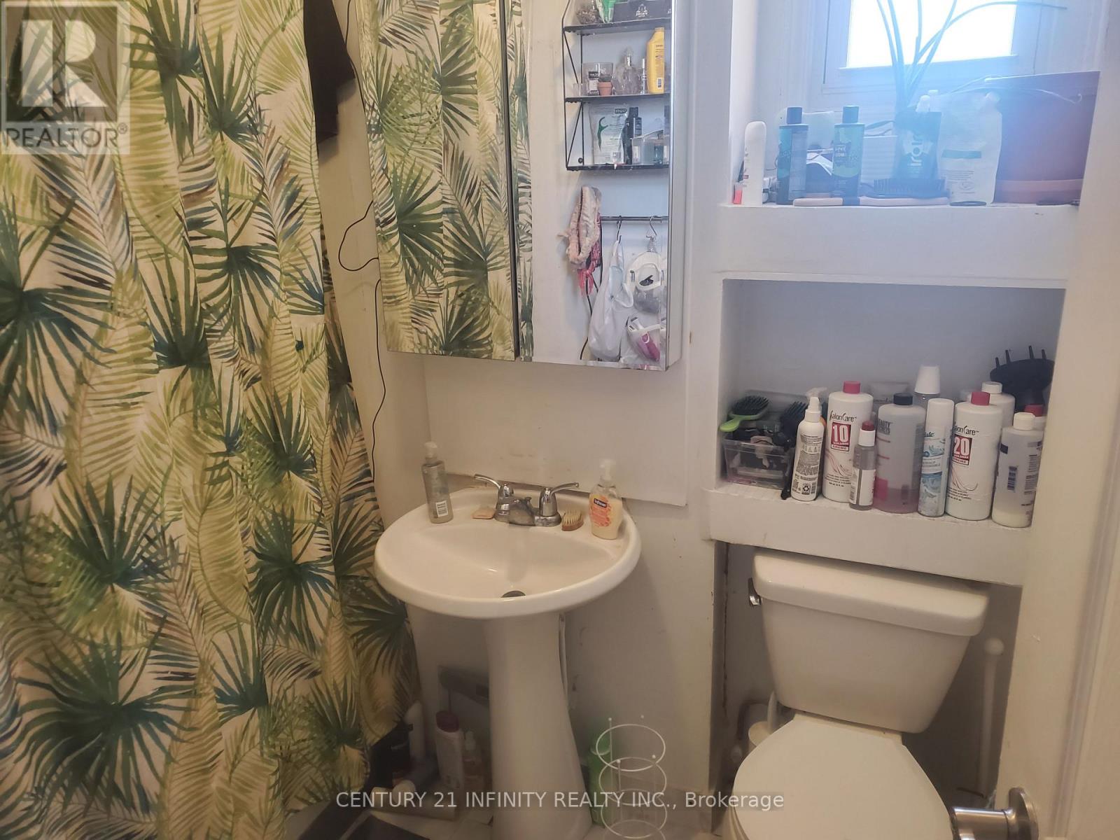 2 - 134 Simcoe Street S, Oshawa, Ontario  L1H 4G9 - Photo 5 - E12671432