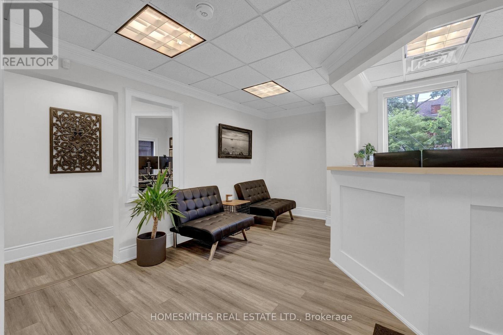 452 Charlotte Street, Peterborough, Ontario  K9J 2W3 - Photo 11 - X12671242