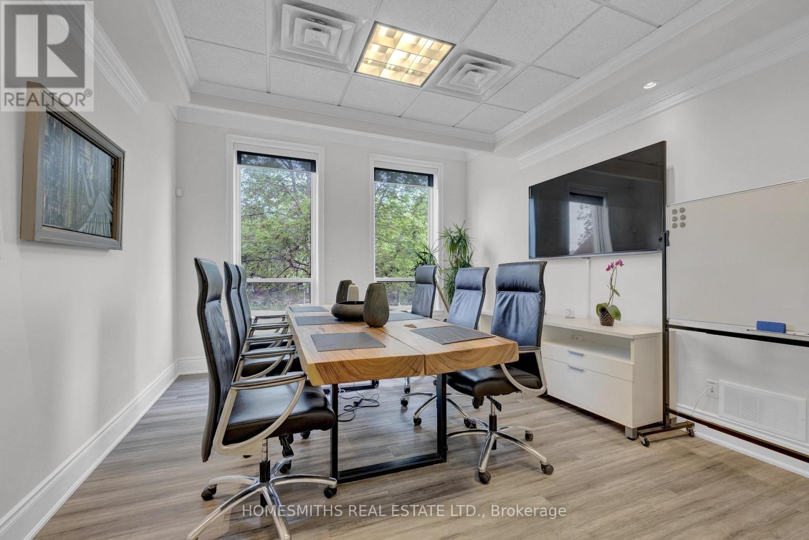 452 Charlotte Street, Peterborough, Ontario  K9J 2W3 - Photo 12 - X12671242